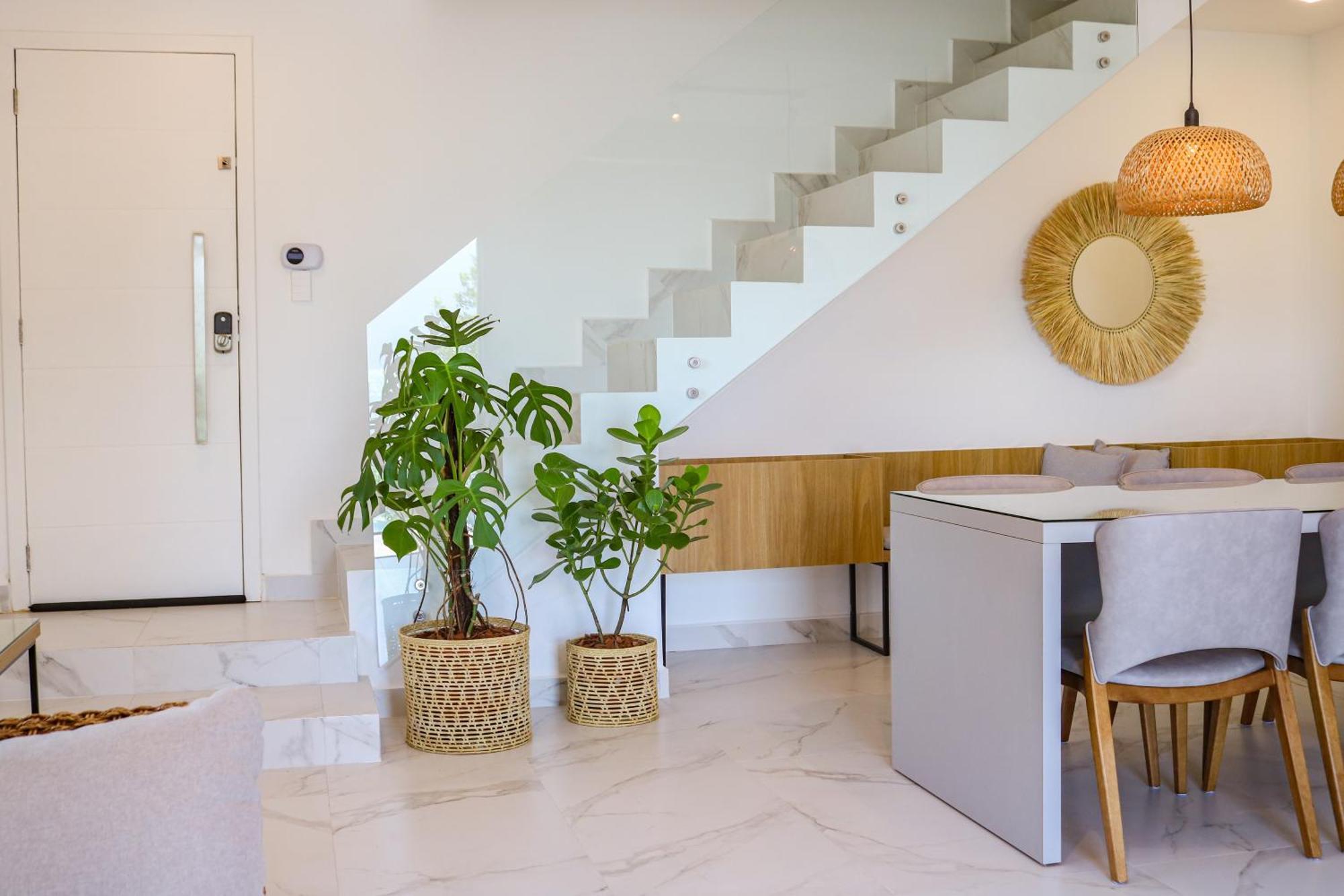 Casa A Beira-mar, Com E Vista Deslumbrante No Ribeirao Da Ilha Em Florianopolis
