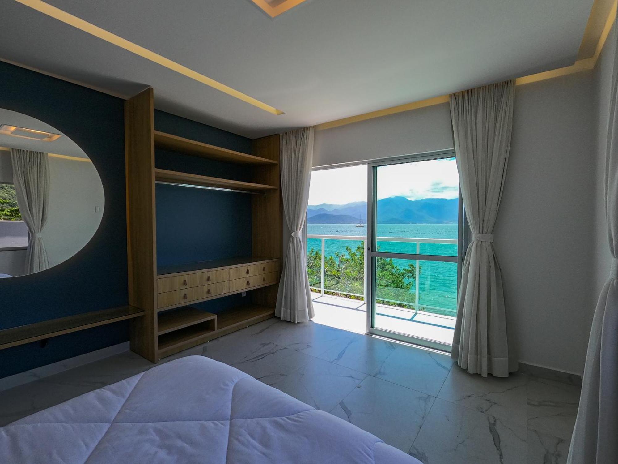 Casa de férias Casa A Beira-mar, Com E Vista Deslumbrante No Ribeirao Da Ilha Em Florianopolis