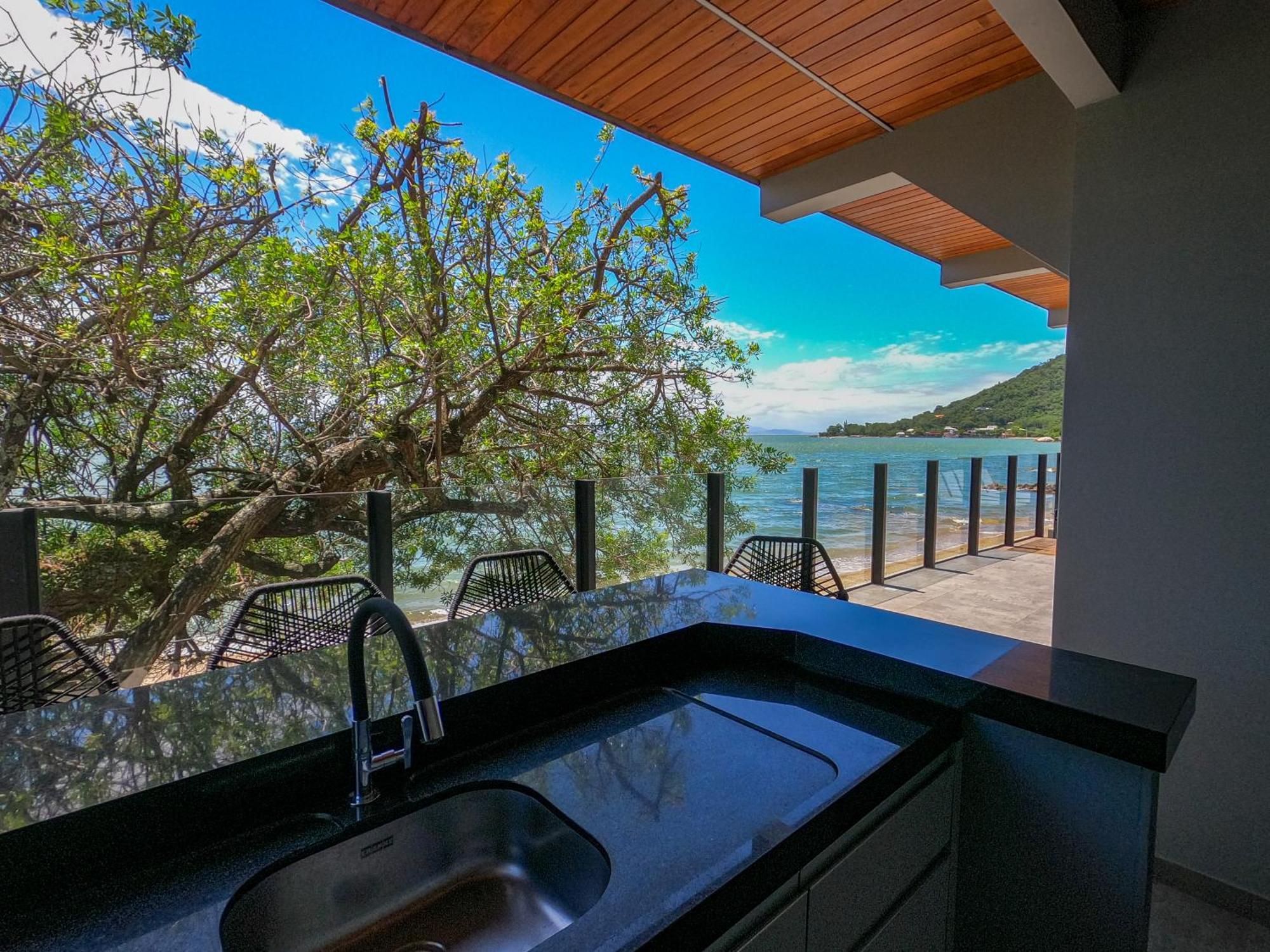 Casa de férias Casa A Beira-mar, Com E Vista Deslumbrante No Ribeirao Da Ilha Em Florianopolis