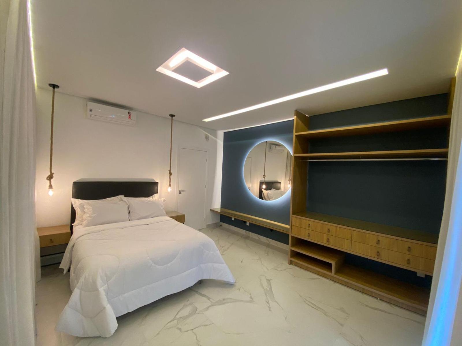 Casa A Beira-mar, Com E Vista Deslumbrante No Ribeirao Da Ilha Em * Florianopolis