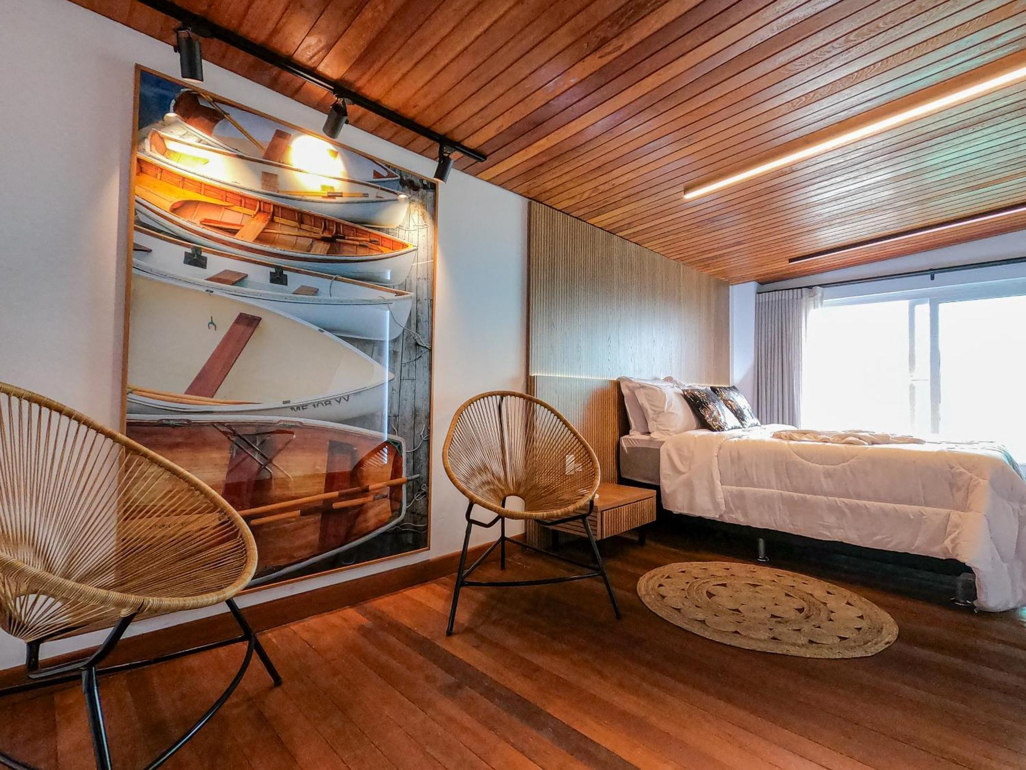 Casa A Beira-mar, Com E Vista Deslumbrante No Ribeirao Da Ilha Em Casa de férias